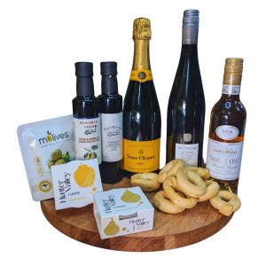 Connoisseurs Wine Masterpiece Gift featuring Champagne, Award winning Noble One and a classic Hunter Riesling paired with the perfect snacks and condiments