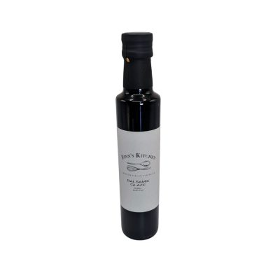 Rich, glossy, and perfectly balanced, our balsamic glaze brings a sweet-tangy depth to every bite. Slow- reduced for bold flavour and silky texture, it’s the finishing touch that elevates salads, roasted veggies, meats, cheeses, and even fresh fruit. A drizzle goes a long way—simple, sophisticated, irresistible.