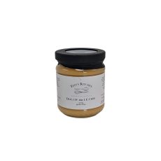 Rich, creamy, and beautifully golden, Dulce de Leche melts effortlessly into desserts or shines on its own. Spread it over warm toast, swirl it into brownies, drizzle it atop ice cream, or layer it between cakes for an indulgent touch of sweetness.