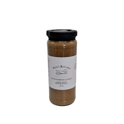 A rich, mildly spiced Thai curry infused with warm aromatic spices for a sweet-savory, comforting flavour. Just add meat, potatoes and creamy coconut milk.